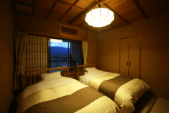 D2 type [Japanese-style room | 80 m&sup2; + twin bed] Suite room with open-air bath [Non-smoking room]