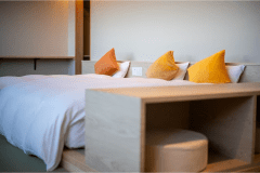 【ジャパニーズスイート-奏kanade】お部屋にキングベッド、ダブルベッドを配置したお部屋