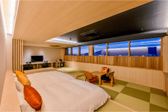 【ジャパニーズスイート-奏kanade】畳敷きのお部屋でお寛ぎください。