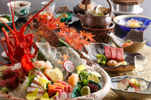 厳選された食材を使い、贅を尽くした会席料理です。
