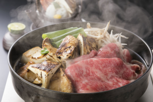 松茸と近江牛すき焼き