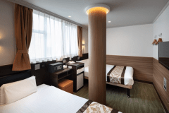 エコノミーツイン／エコノミートリプル
シングルベッド122&times;195cm&times;1台
セミダブルベッド140&times;195cm&times;1台