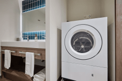 Deluxe Corner Suite Room