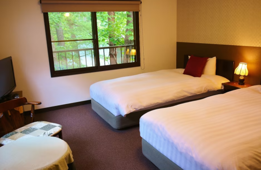 ツインベッドルーム　Twin Bed Room