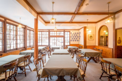 Breakfast Included 14 nights or more Without bath and toilet Breakfast Included 14 nights or more Without bath and toilet