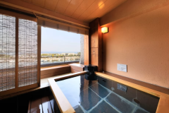 ２０２３年２月リニューアルの客室露天風呂(熱海温泉)