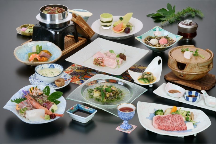 2025【本館確約リバービュー】【館内利用券お1人様2,000円相当付】夏の特別会席　コウノトリ夏物語【ラ・スイート神戸ハーバーランドグループ監修】