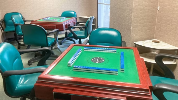 自動の雀卓で快適にプレイ