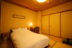 本館：山法師　10＋6畳