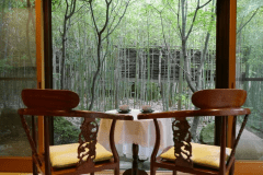 石橋亭：通小町