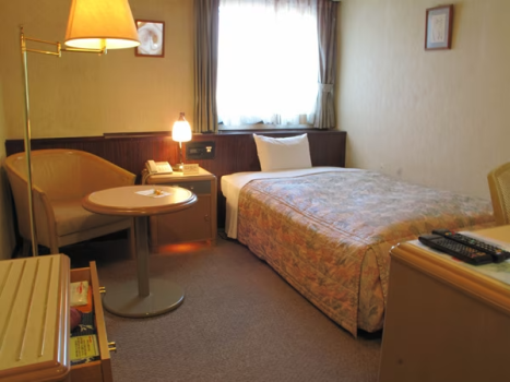 【シングルルーム】約13㎡のお部屋です。3階フロアーとなります。