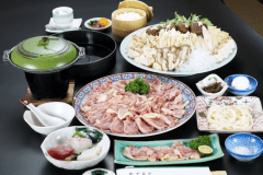 *【鶏すき焼き】兵庫県の推奨ブランド「播州百日どり」を使用したすき焼き♪