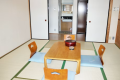 *【本館和室（トイレ・洗面付）】足をゆったり伸ばせる和室のお部屋。お風呂は大浴場をご利用下さい。