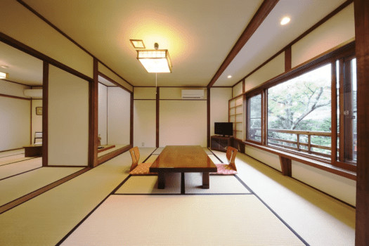 【竹の間（禁煙）】二間でゆっくり過ごせる 9.5畳+7畳