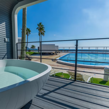 Deluxe SPACE-Z1【51㎡※テラス含む・定員5名・ドッグNG】