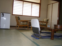 和室8畳（バス・ウォシュレットトイレ付）