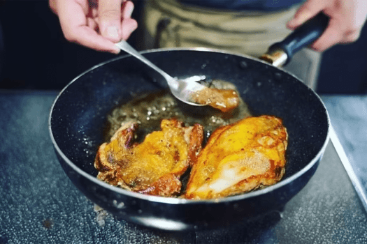 ■フレンチコース■＜1日1組限定＞ 厳選した食材を使った最高品質のフランス料理を、目の前で一皿ずつ丁寧に仕上げる特別なディナーコース。愛犬用コース料理、ワインペアリングもご用意。