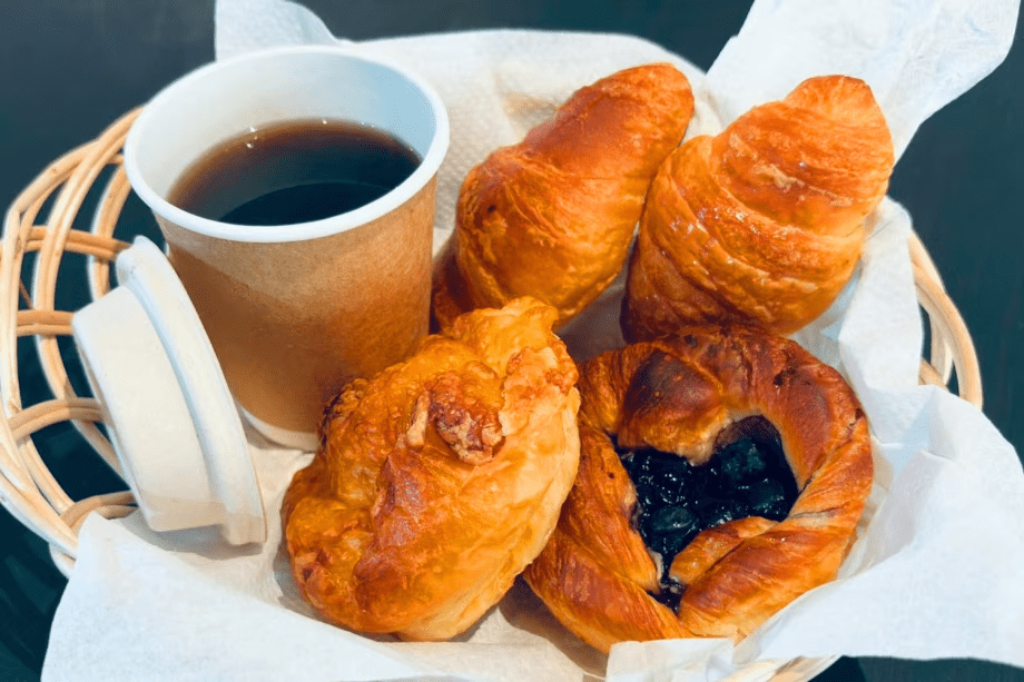 【朝食付きプラン】下田のパン屋さんと提携