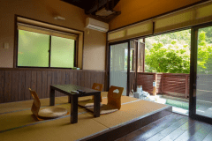 露天風呂付和室（バス・トレイ付）