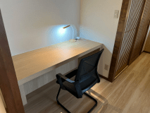 【ベッド派さんに♪】本丸３階・デラックスツイン・机