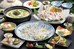 とらふくフルコース（てっさ、てっちりは２名盛りです）