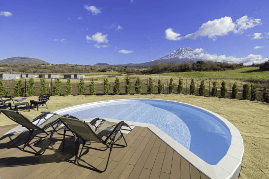 【1泊2食】■&rdquo;冬限定&rdquo;すき焼きディナー■「甲州牛」と「甲州信玄豚」を贅沢に味わう、ほっこりと温まる&rdquo;すき焼き鍋&rdquo;～上質な冬の滋味をゆったりと味わう。和の贅沢を気軽にお楽しみ～