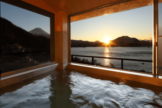 【OFFICIAL BEST RATE】 ～厳選牛肉のとろける旨味と五感で味わう贅沢なひととき～<1泊2食付き>