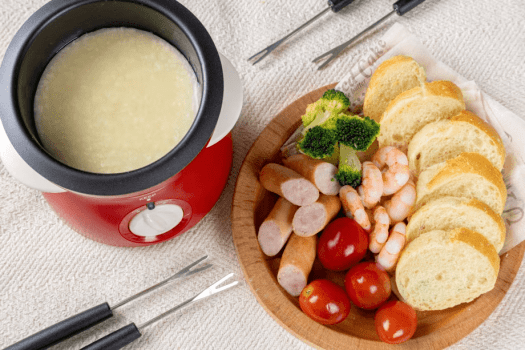 【秋冬限定】とろ～りチーズフォンデュ特典付き！牛ステーキ&times;ボリューム満点BBQを楽しむグランピングステイ ～1泊2食・フリードリンク付き～