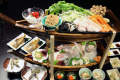 新名物！２階建舟盛、夏野菜のあんこうどぶ汁と旬の地魚が楽しめます♪（写真は２人前になります）