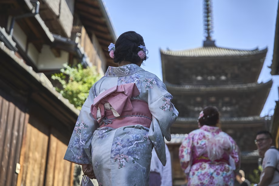 お近くには着物レンタル店も多数！かわいい和装に身を包み、旅気分が華やぎます