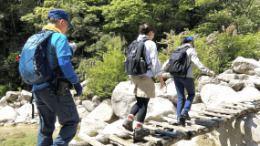 御在所岳のウラ登山道の七の渡しイメージ