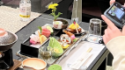お食事処のプランなら創作会席料理のキレイな盛り付けをお楽しみください。