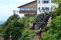 ロープウエイの山頂駅。展望レストランも併設されています。