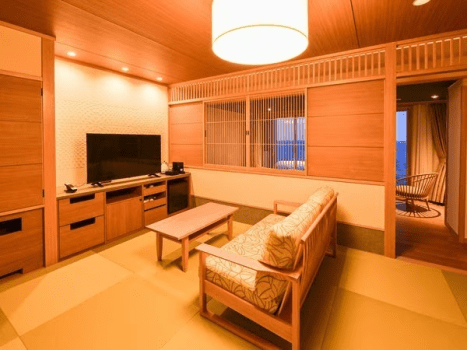 翻新半特色日式西式客房“青空”（蓝天）配备露天浴池