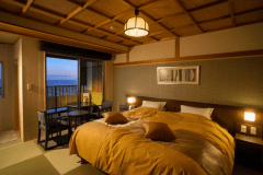 海景好萊塢雙床房，附露天溫泉浴池