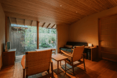 102 nini [Twin Room with Private Hot Spring, Sauna & Cold Bath]