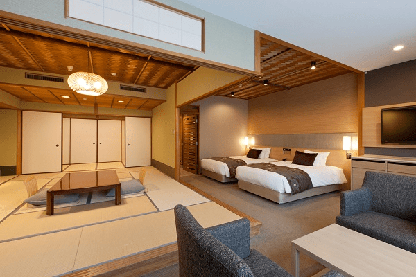 [Dinner and Breakfast included] Deluxe  twin rooms with Tatami Room