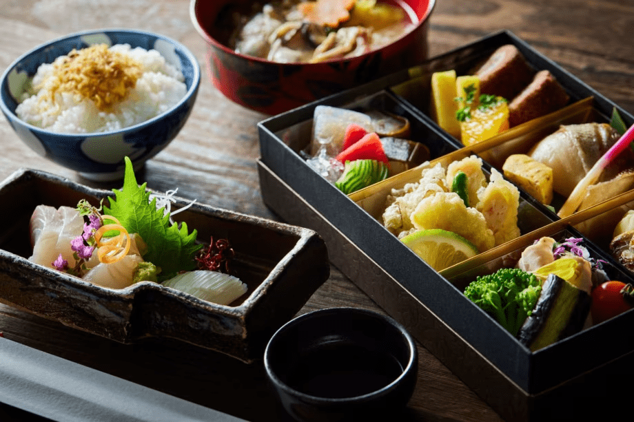 【GW限定】【お手軽プチ贅沢】≪松花堂御膳≫　お部屋で食べるチョイス夕食