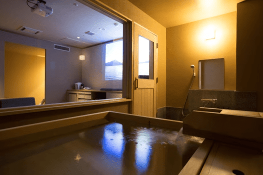 [60 square meter guest room with hot spring and theater (mountain side)] Please bring your own DVDs and Blu-ray discs. (Prime Video and Netflix are not available.)