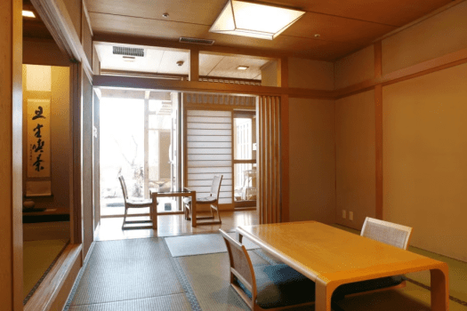 【庭園露天風呂付和室80平米】足を伸ばしてゆったりとお過ごしくださいませ。