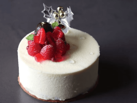 「ハレとケ洋菓子店」のXmasケーキ。特別な一日を鮮やかに彩ります。