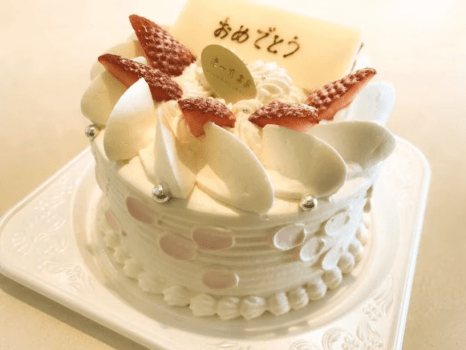 みんなの嬉しい日をパティシエ特製ケーキでお祝い（写真は一例です）