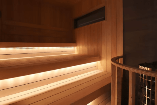 [Western-style room with sauna and panoramic bath (75 square meters)] The sauna room is equipped with a HARVIA CILINDRO, allowing for self-louvering.
