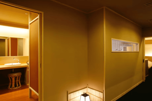 [Example of a Western-style room (60 square meters) with a panoramic bath] Furnishings and facilities vary depending on the room.