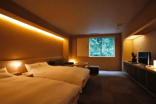 【檜内風呂付ツイン（45平米）一例】間取り／檜内風呂、ベッドルーム