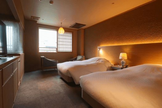 [Example of a Western-style room with a panoramic bath (45 square meters)] Relax and unwind in this room with a panoramic bath with natural hot spring water and a twin bedroom.