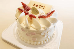 まごころ込めてパティシエが特製ケーキをお作りいたします（画像はイメージです）。
