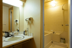 【平安亭和室12畳】平安亭スタンダード和室です。バス・トイレはセパレート。