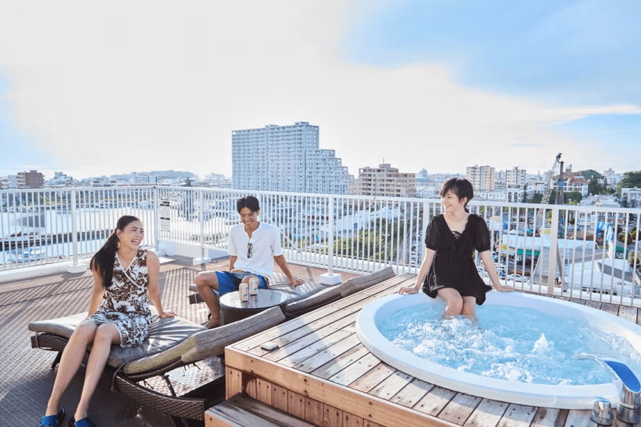 [Stay 5 Nights or More] Exclusive Top-Floor Family Room Plan♪ Save More with a Long Stay & Enjoy Okinawa&rsquo;s Top Attractions☆