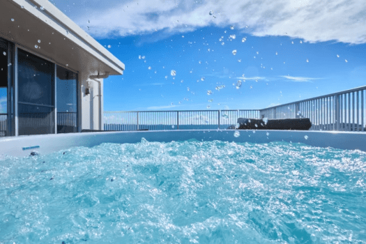 【WEB割】最上階メゾネットスイート専用プラン！ジャグジー付きの広いお部屋で北谷の絶景を堪能！